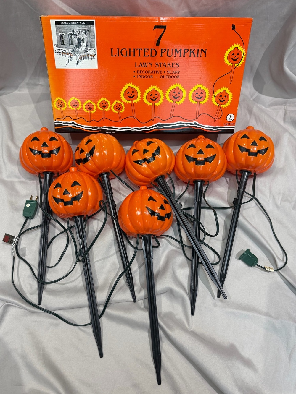 Vintage 1990’s Lighted Pumpkin Lawn Stakes NEVER USED! Working
